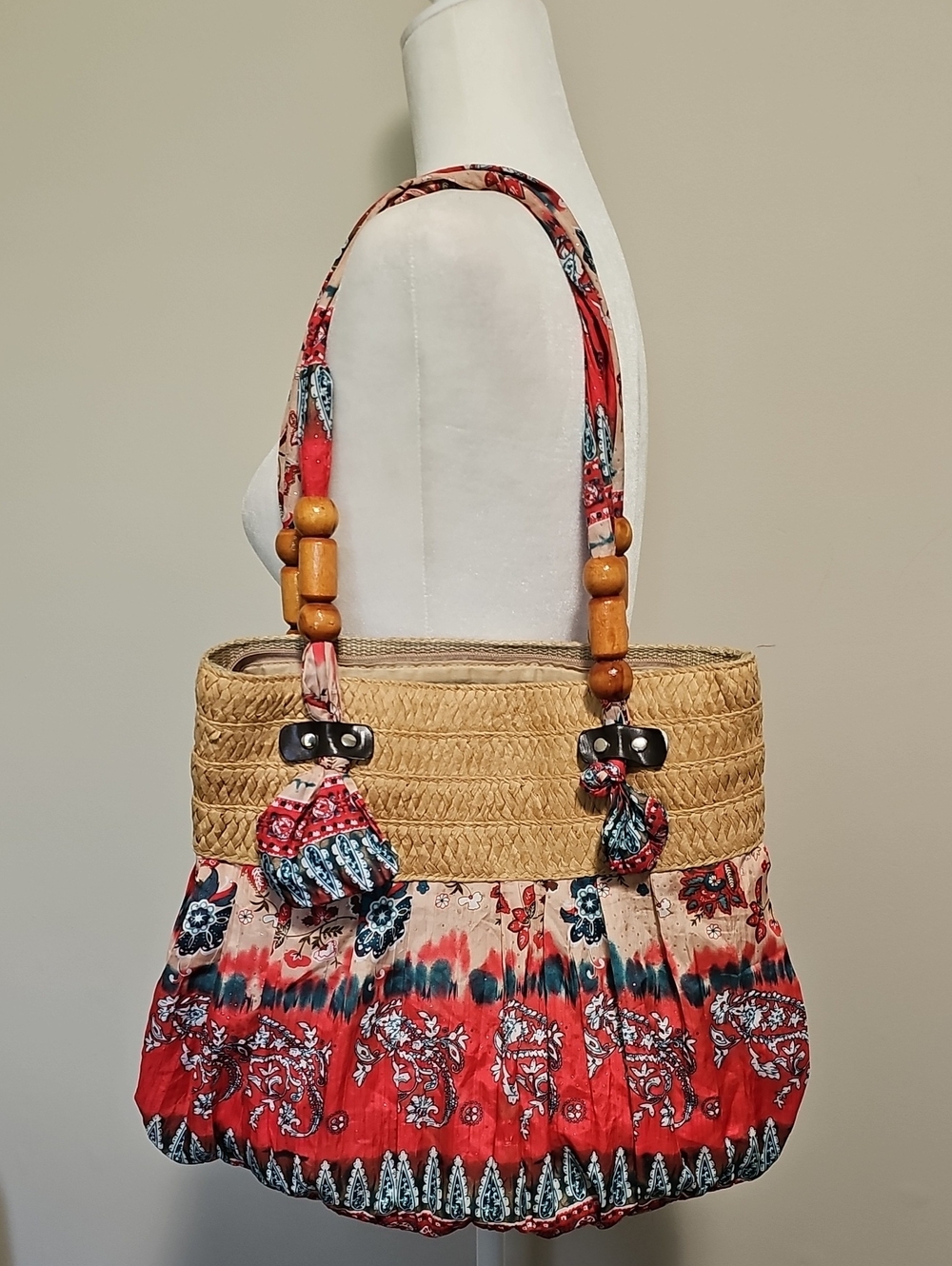 Vintage Boho Straw & Floral Fabric Shoulder Bag with Wooden Bead Accents